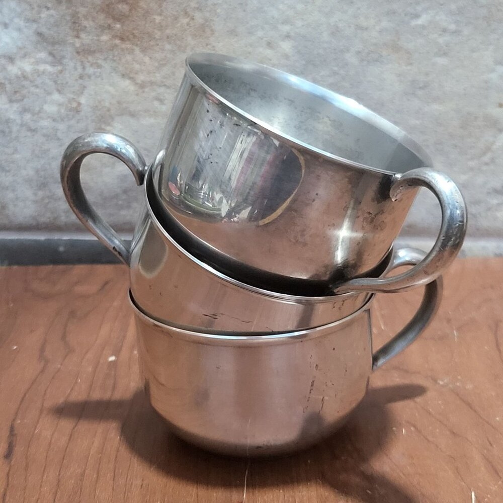 Vintage Oneida Silversmiths Cup Set of 3